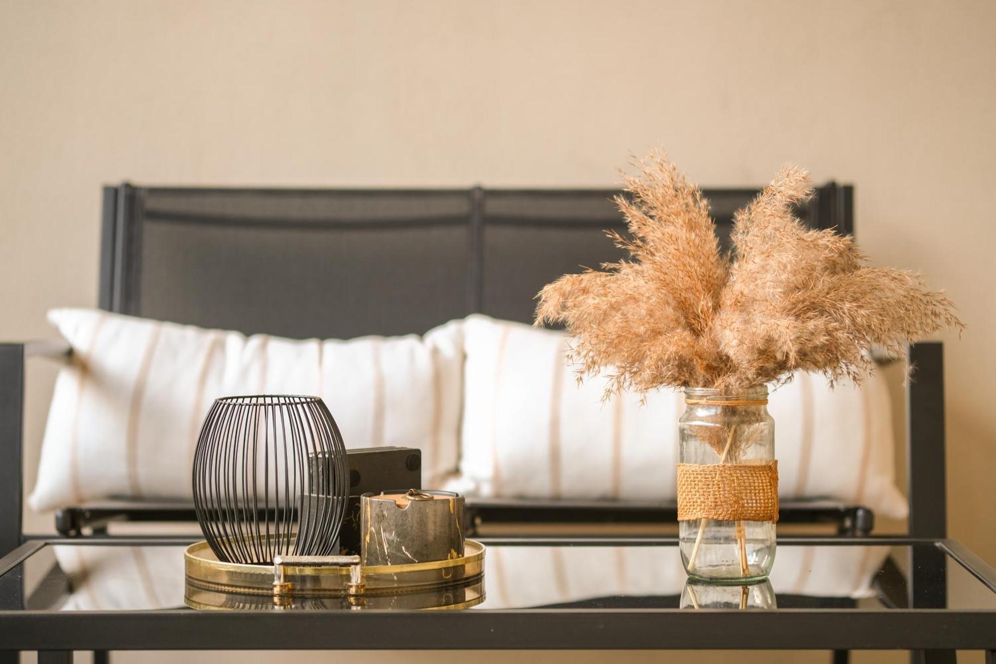 Chara'S Luxury Home Kalampáka Luaran gambar