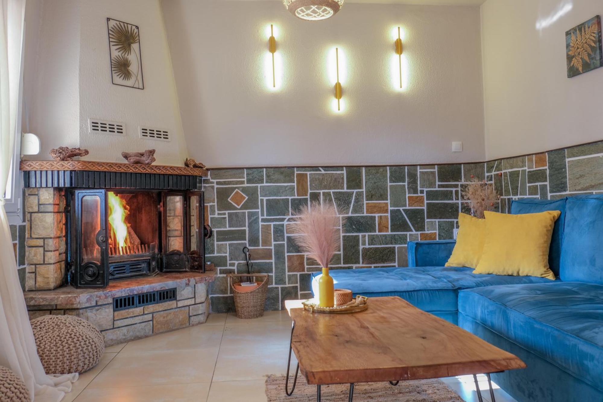 Chara'S Luxury Home Kalampáka Luaran gambar